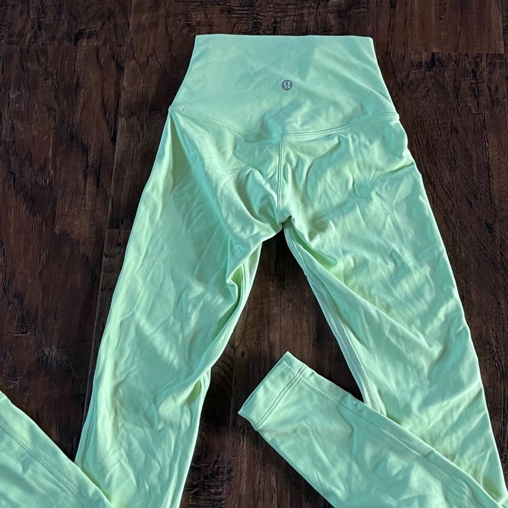 Lululemon align leggings scream green 28” size 0